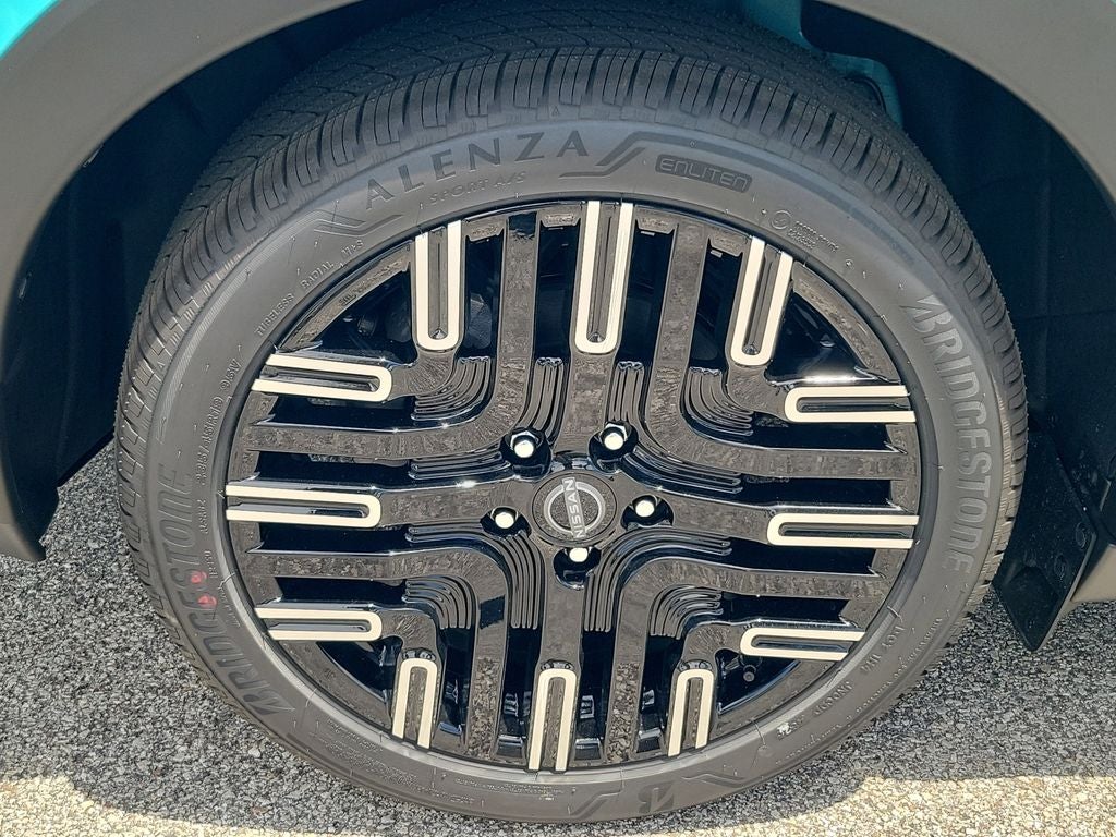 2026 Nissan Leaf PLATINUM+