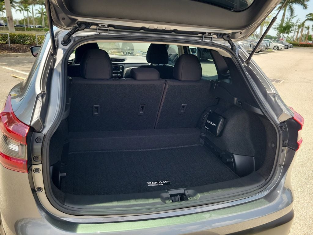 2022 Nissan Rogue Sport S