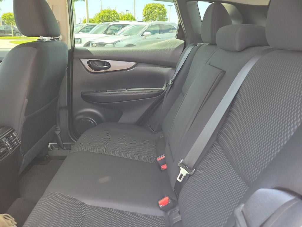 2022 Nissan Rogue Sport S