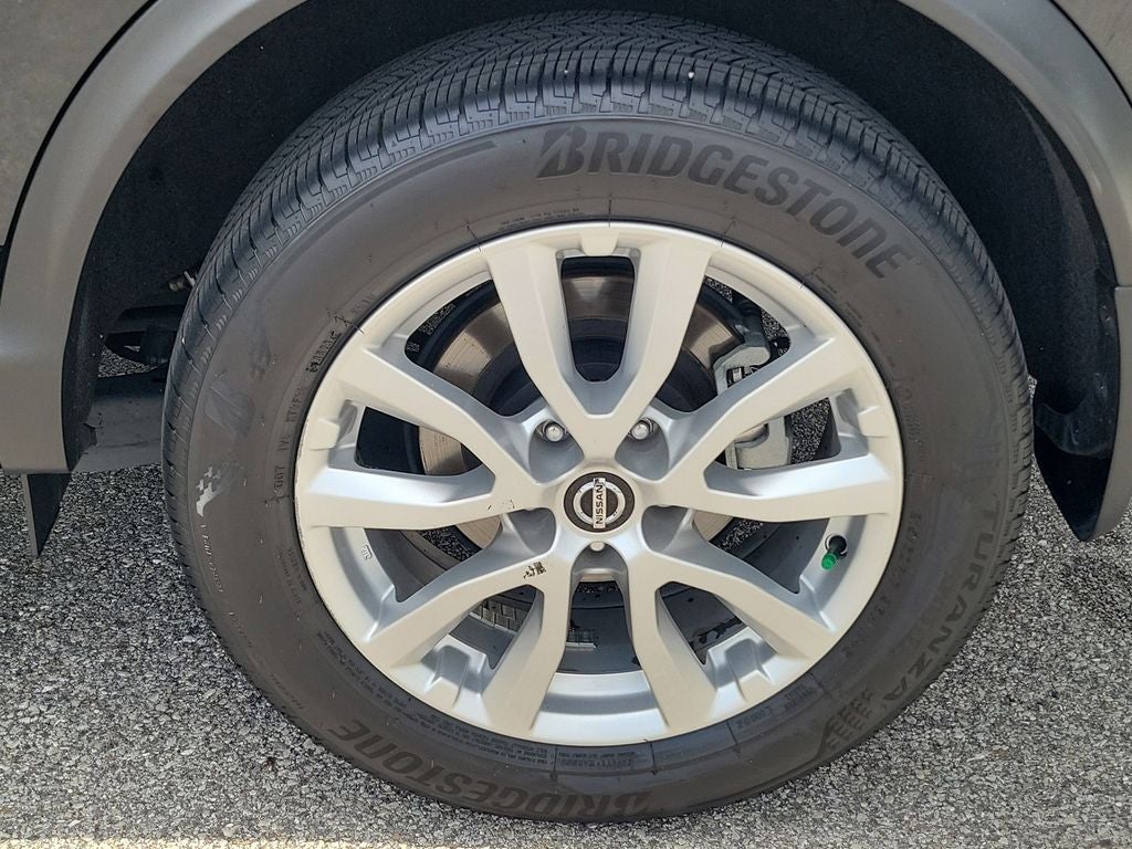 2022 Nissan Rogue Sport SV
