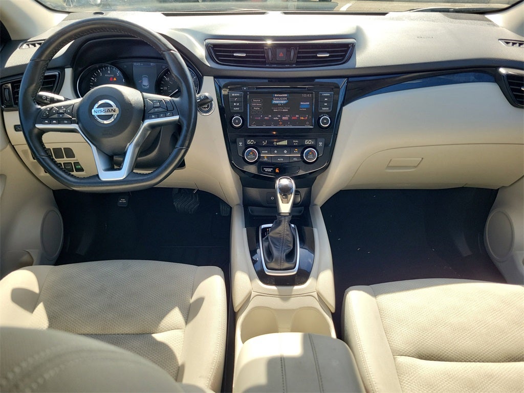 2022 Nissan Rogue Sport SV