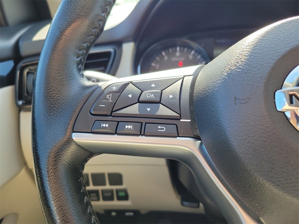 2022 Nissan Rogue Sport SV