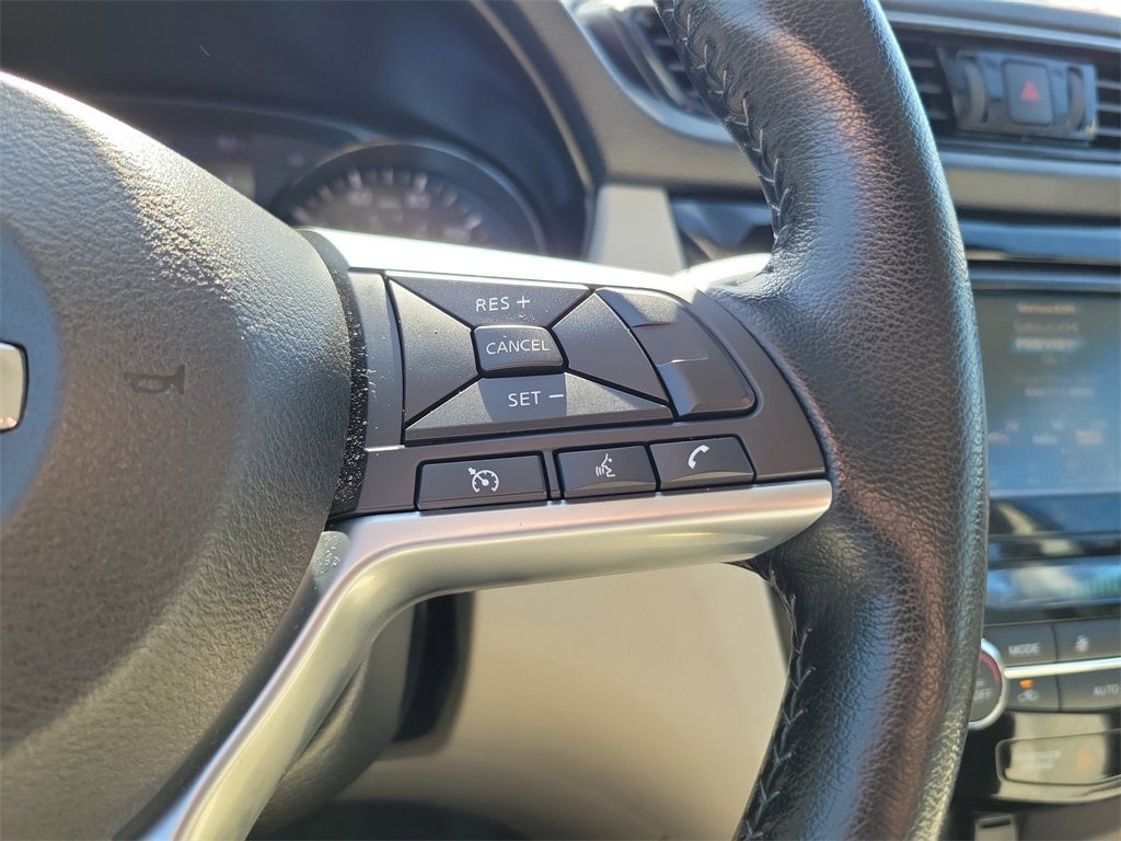 2022 Nissan Rogue Sport SV