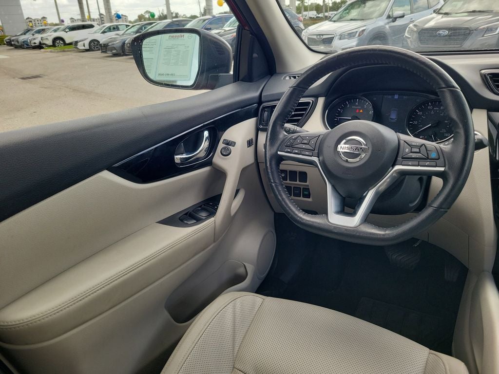 2022 Nissan Rogue Sport SL