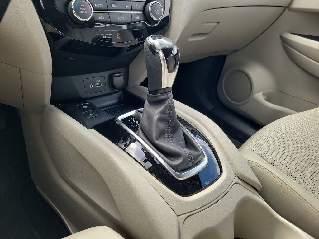 2022 Nissan Rogue Sport SL