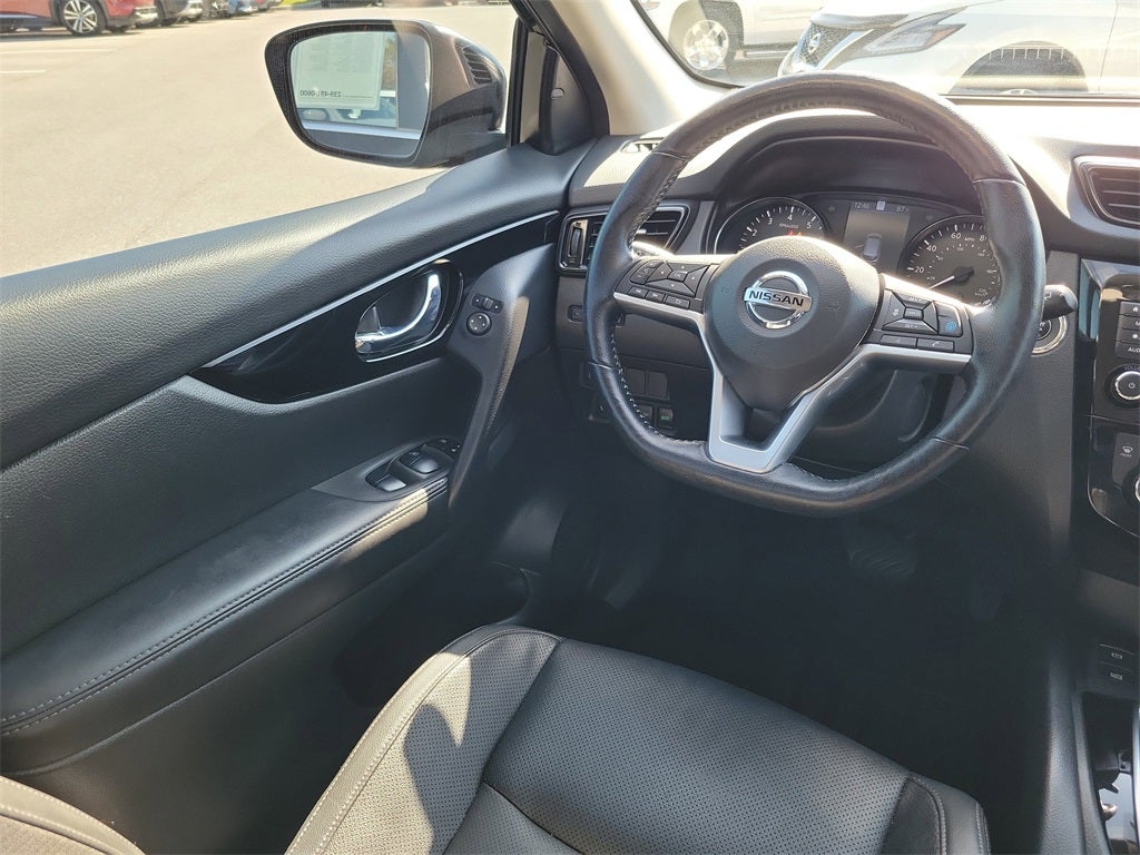 2022 Nissan Rogue Sport SL