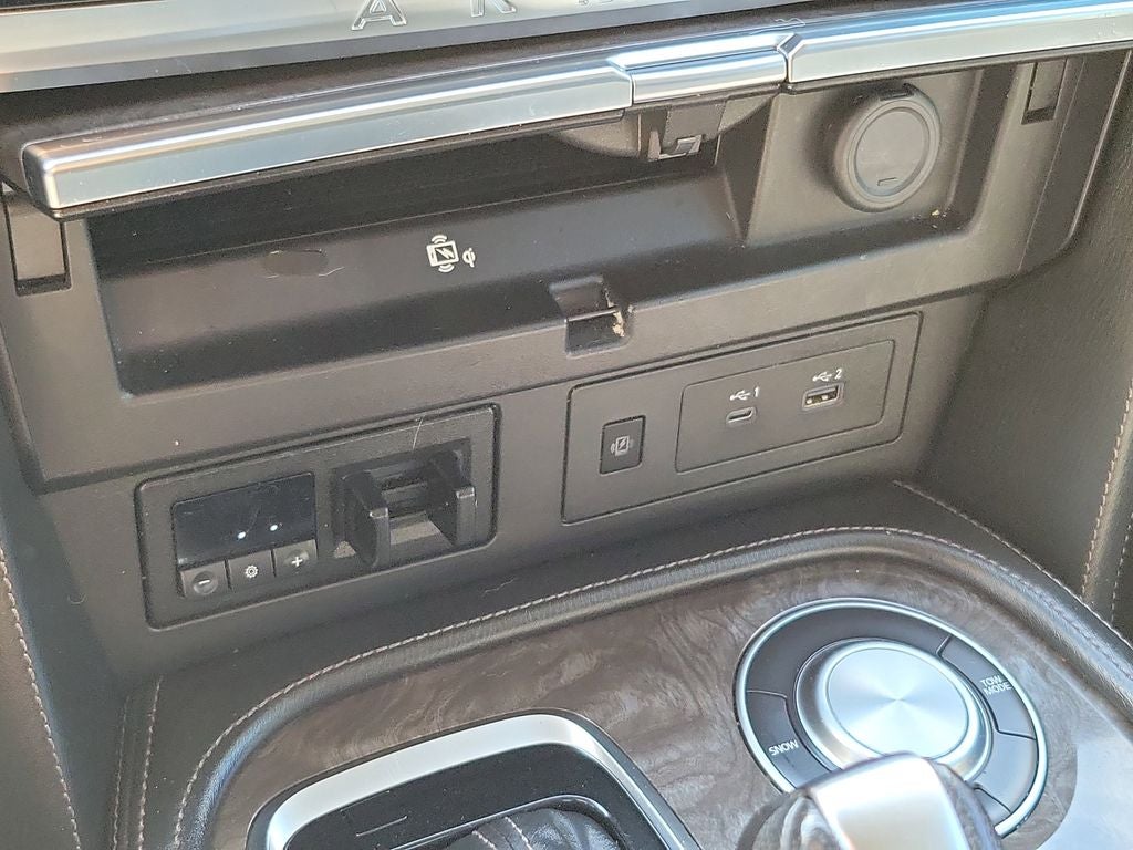 2022 Nissan Armada Platinum