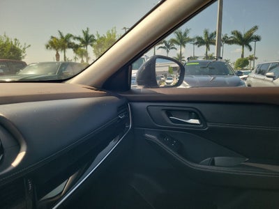 2022 Nissan Rogue SL
