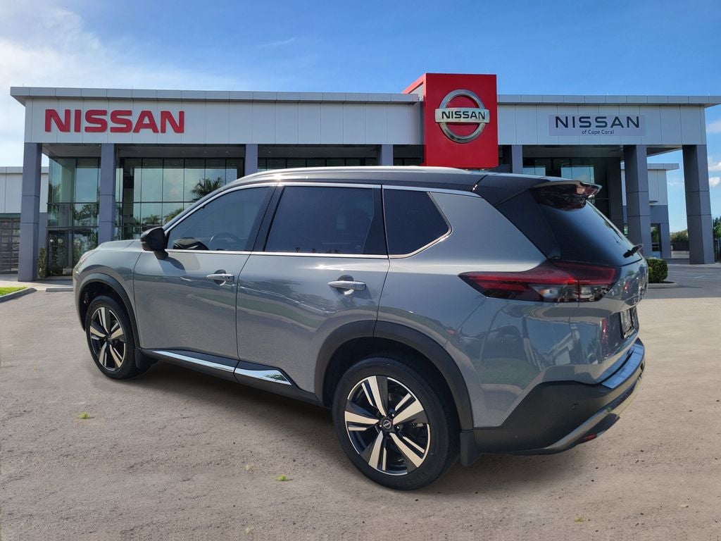 2022 Nissan Rogue SL