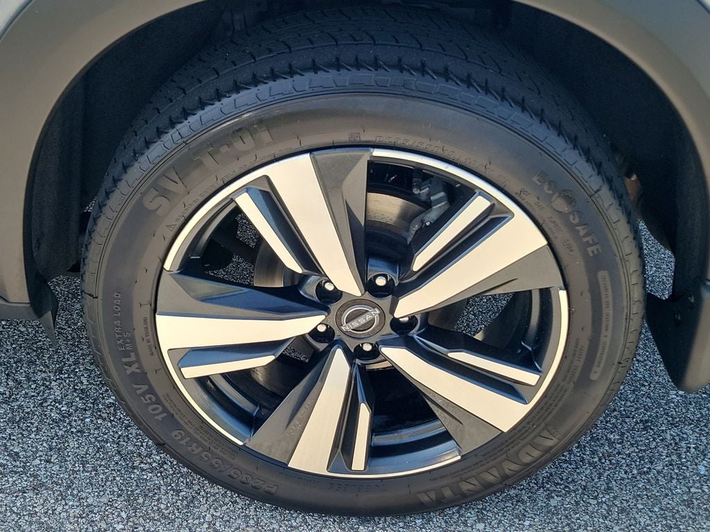 2022 Nissan Rogue SL