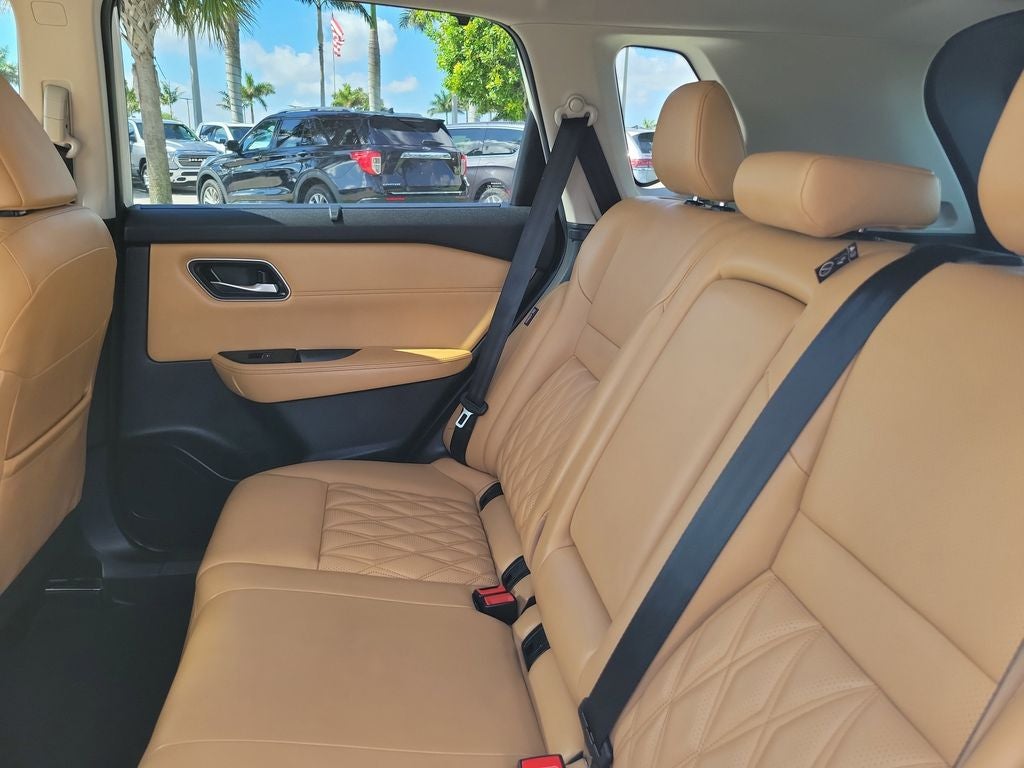 2023 Nissan Rogue Platinum
