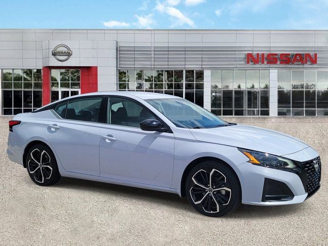 2025 Nissan Altima 2.5 SR