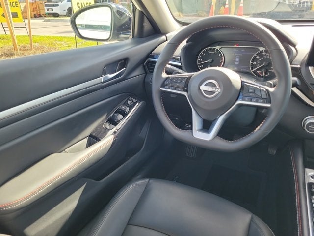 2025 Nissan Altima 2.5 SR