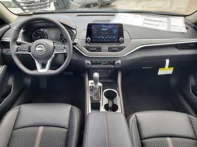 2025 Nissan Altima 2.5 SR