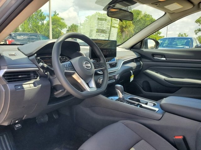 2025 Nissan Altima 2.5 SV