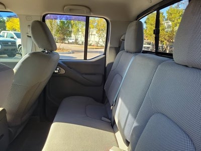 2016 Nissan Frontier SV