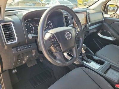 2022 Nissan Frontier SV