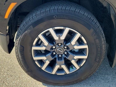 2024 Nissan Frontier SL