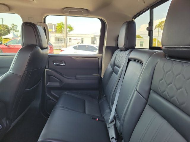 2024 Nissan Frontier SL