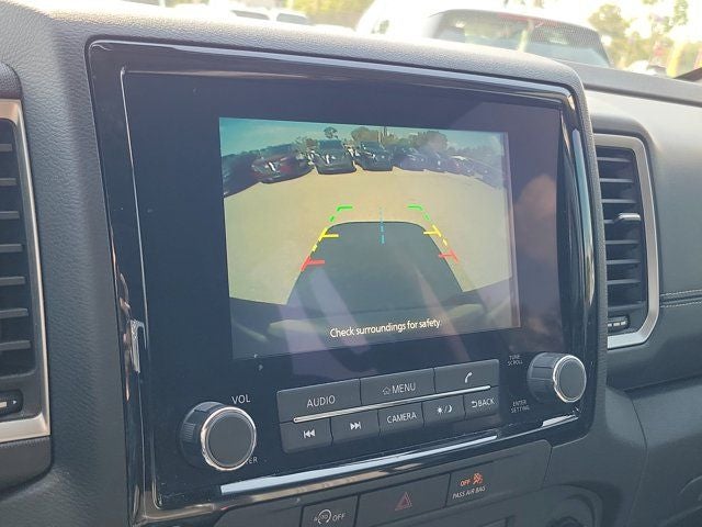 2024 Nissan Frontier SL