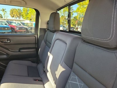 2025 Nissan Frontier SV