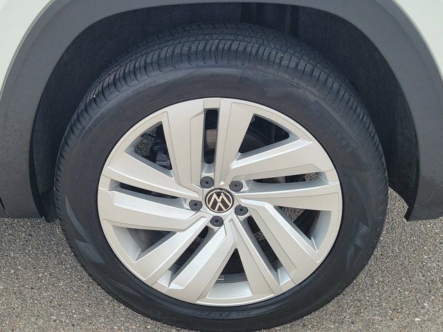 2021 Volkswagen Atlas Cross Sport 2.0T SE w/Technology