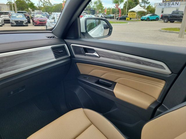 2021 Volkswagen Atlas Cross Sport 2.0T SE w/Technology