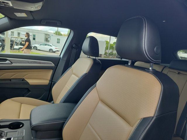2021 Volkswagen Atlas Cross Sport 2.0T SE w/Technology