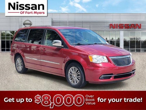 2014 Chrysler Town & Country Touring-L