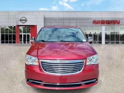 2014 Chrysler Town & Country Touring-L