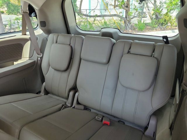 2014 Chrysler Town & Country Touring-L