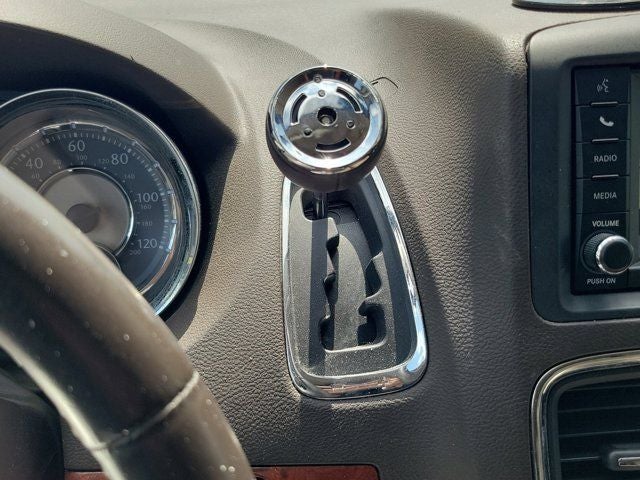 2014 Chrysler Town & Country Touring-L