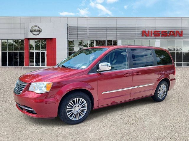 2014 Chrysler Town & Country Touring-L