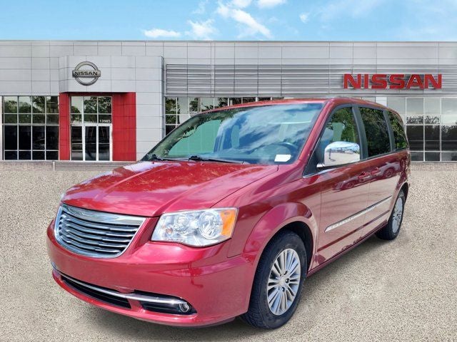 2014 Chrysler Town & Country Touring-L