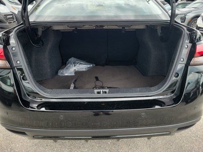 2025 Nissan Versa 1.6 SR