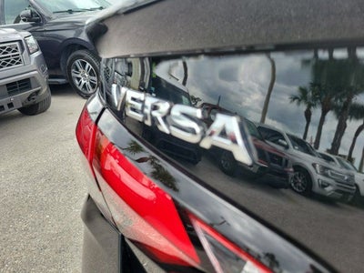 2025 Nissan Versa 1.6 SR