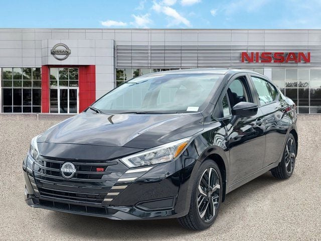 2025 Nissan Versa 1.6 SR
