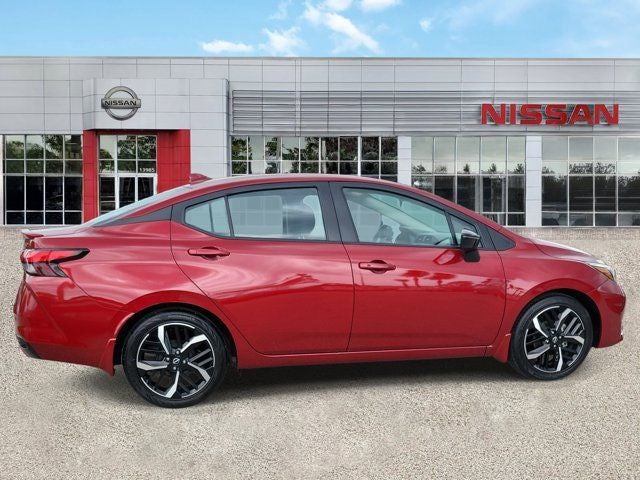 2025 Nissan Versa 1.6 SR