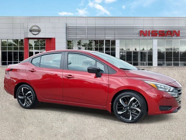 2025 Nissan Versa 1.6 SR