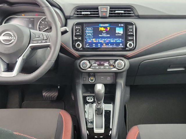 2025 Nissan Versa 1.6 SR