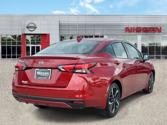 2025 Nissan Versa 1.6 SR