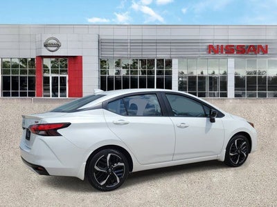 2025 Nissan Versa 1.6 SR
