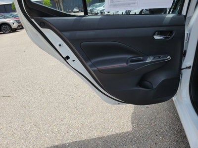 2025 Nissan Versa 1.6 SR