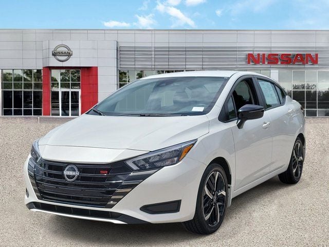 2025 Nissan Versa 1.6 SR
