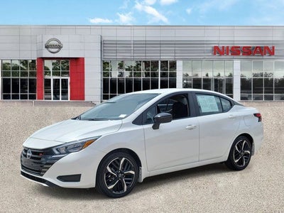 2025 Nissan Versa 1.6 SR