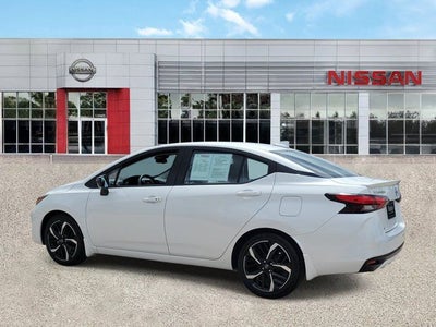 2025 Nissan Versa 1.6 SR