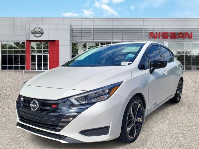 2023 Nissan Versa 1.6 SR