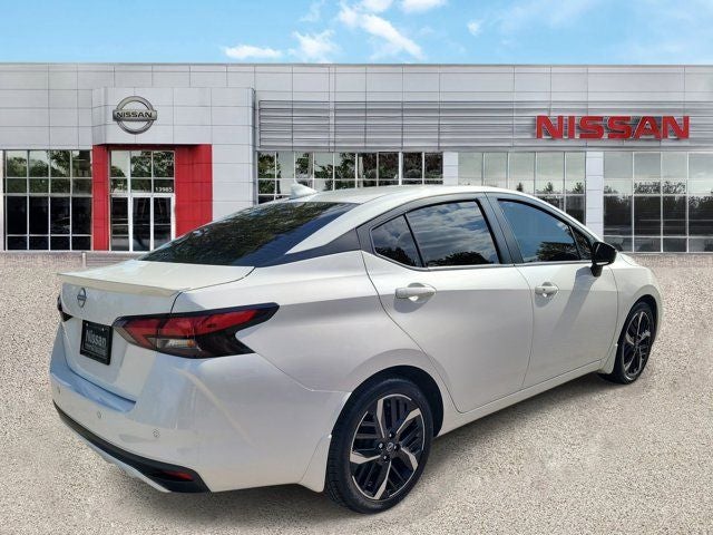 2023 Nissan Versa 1.6 SR