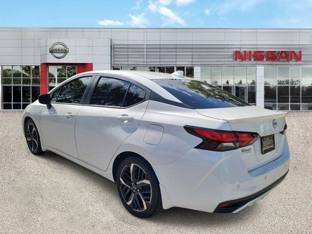 2023 Nissan Versa 1.6 SR