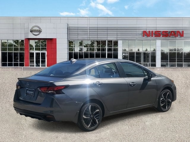 2025 Nissan Versa 1.6 SR